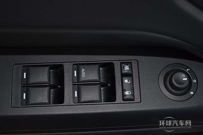 2014款 改款 2.0L 兩驅進取版