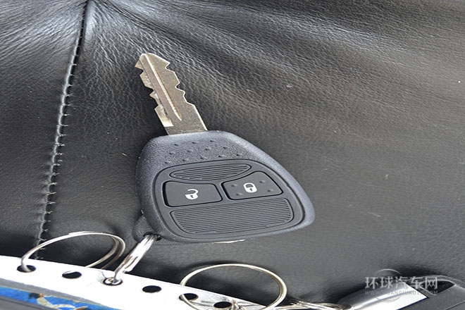 2013款 3.6L 兩門版 Sahara