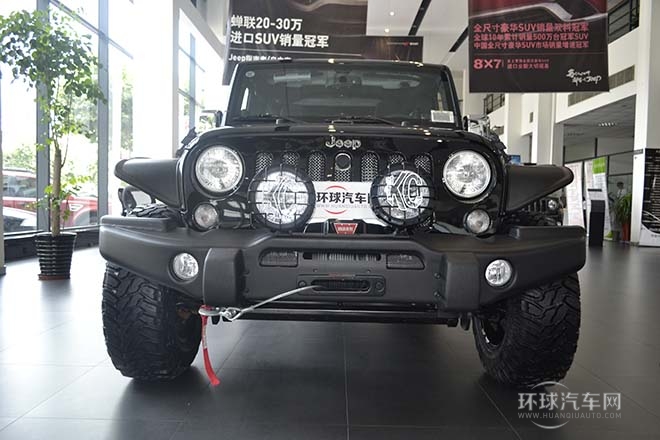 2014款 3.0L 四門版 Sahara