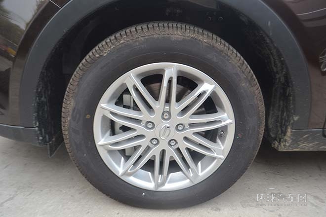 2013款 1.8T 自動(dòng)四驅(qū)至尊版