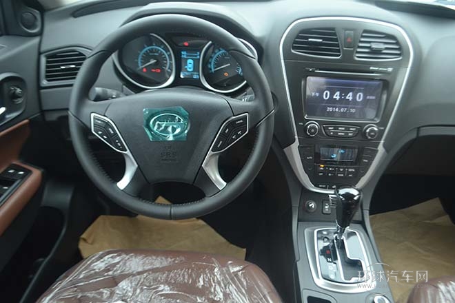 2013款 1.8T 自動四驅至尊版