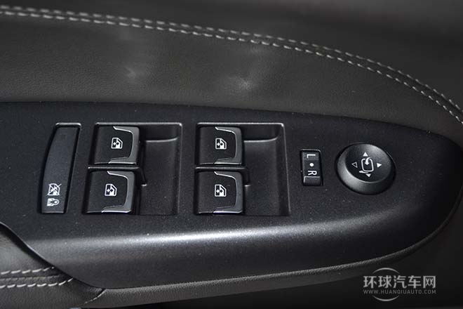 2014款 3.0L 豪華型