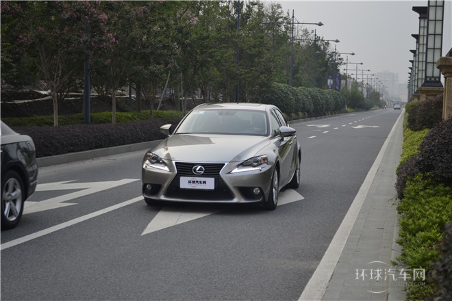 2013款 250 豪華版