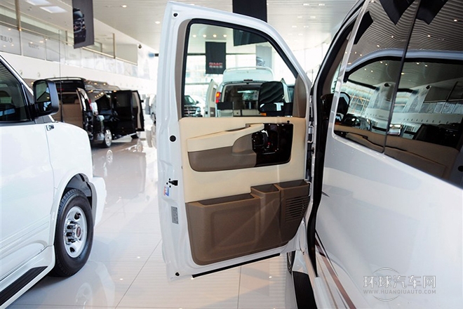 2014款 5.3L G2500S 四驅領袖級