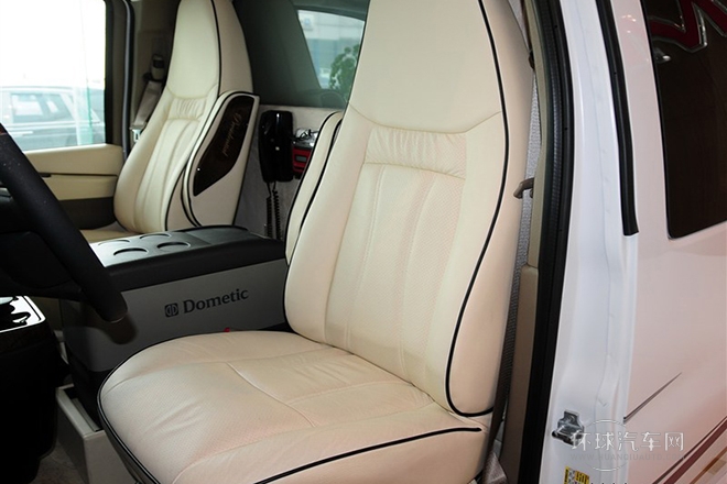 2014款 5.3L 領袖版