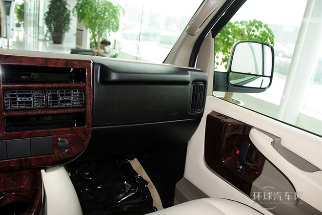 2014款 5.3L 領袖版