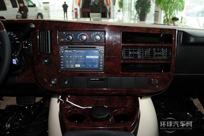 2014款 5.3L 領(lǐng)袖版