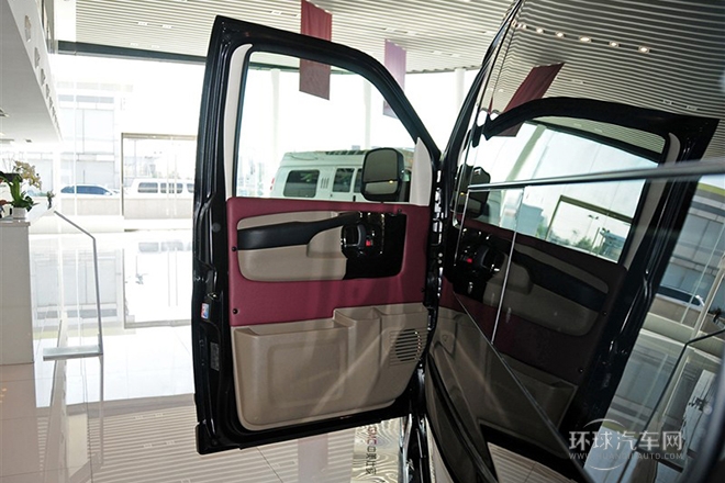 2014款 5.3L 四驅領袖版