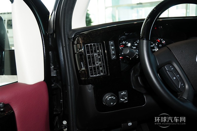 2014款 5.3L 四驅領袖版