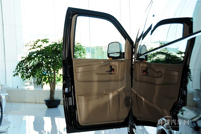 2014款 6.0L G1500L 領袖級