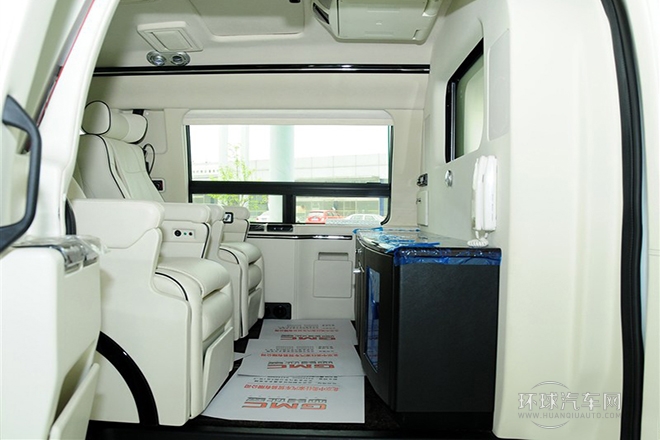 2014款 6.0L 長軸領袖版