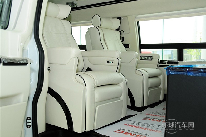 2014款 6.0L 長軸領(lǐng)袖版