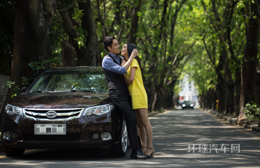 清涼周末 80后思銳車主秀恩愛