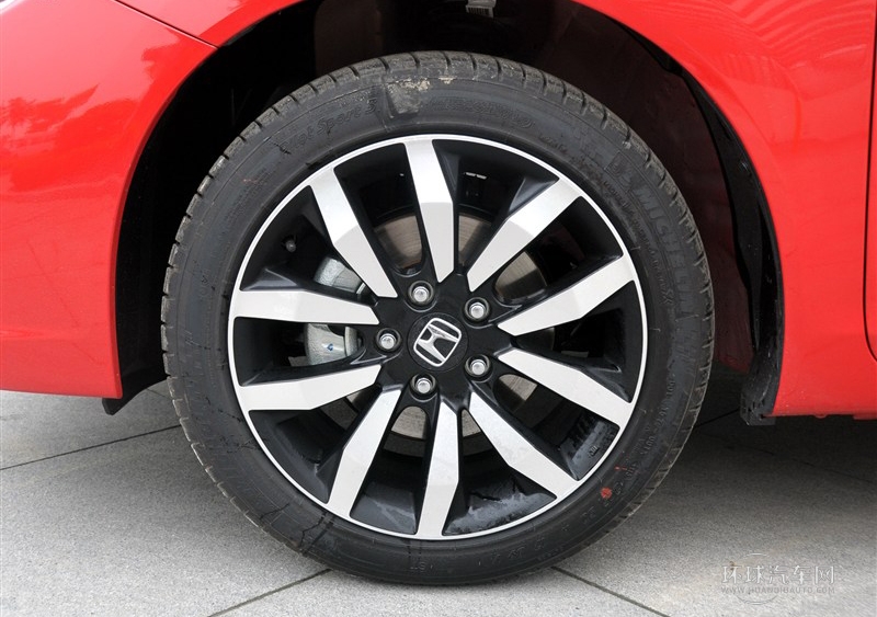 2014款 1.8L 自動(dòng)豪華版