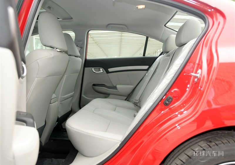 2014款 1.8L 自動豪華版