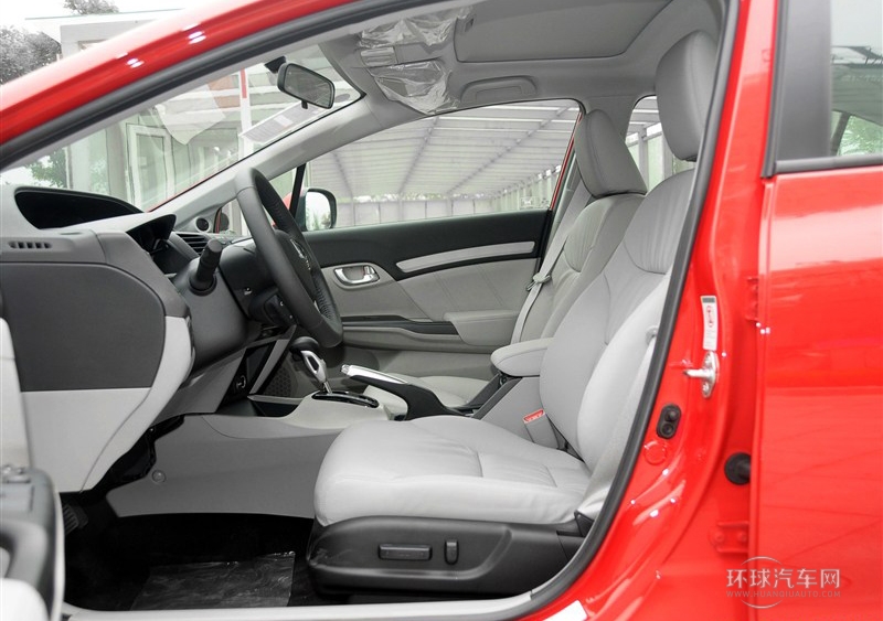 2014款 1.8L 自動豪華版