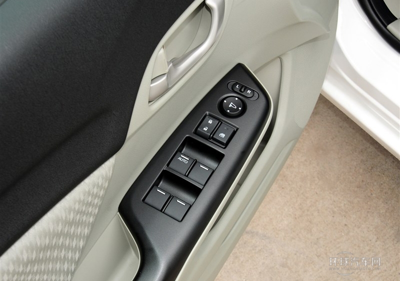 2014款 1.8L 自動經典版