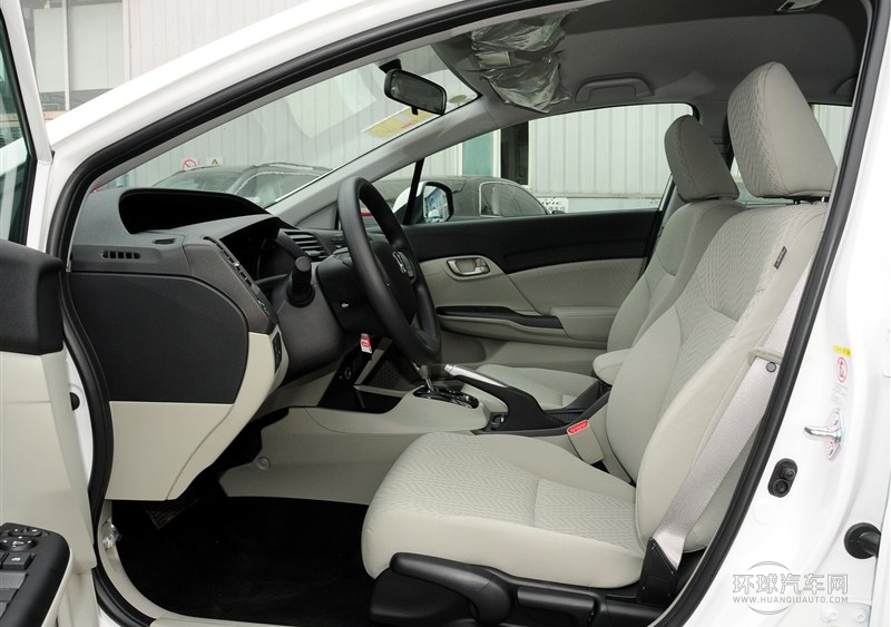 2014款 1.8L 自動(dòng)經(jīng)典版