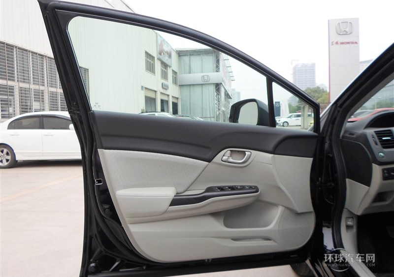 2014款 1.8L 手動經典版