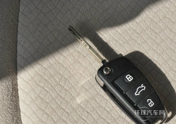 2013款 1.6L DVVT CVT致領版