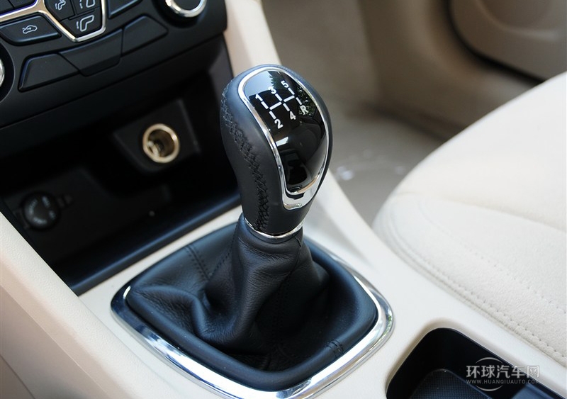 2013款 1.6L DVVT 手動(dòng)致領(lǐng)版