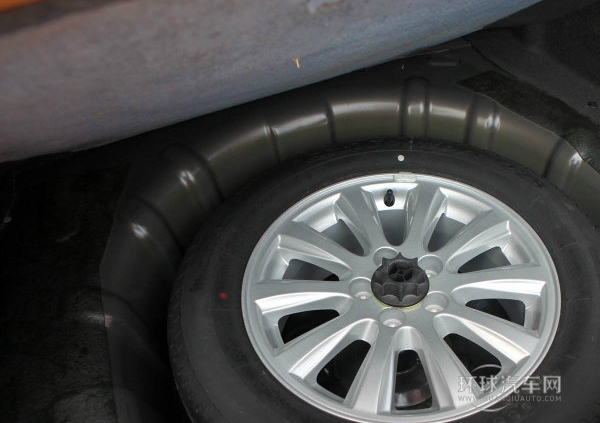 2012款 2.0L CVT尊雅版