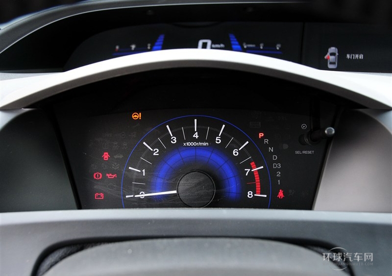 2013款 十周年紀念 1.8L 自動豪華版