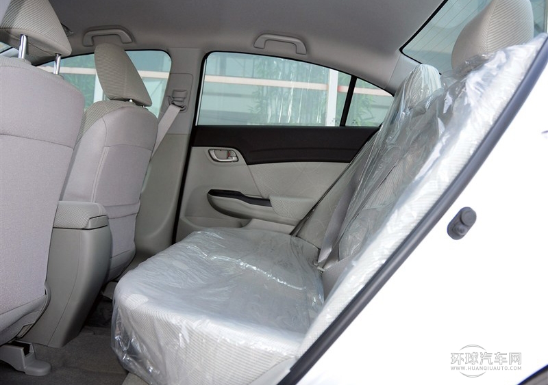 2013款 十周年紀(jì)念 1.8L 自動(dòng)舒適版