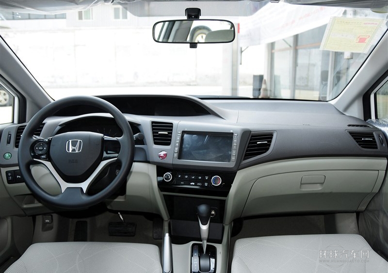 2013款 十周年紀念 1.8L 自動舒適版