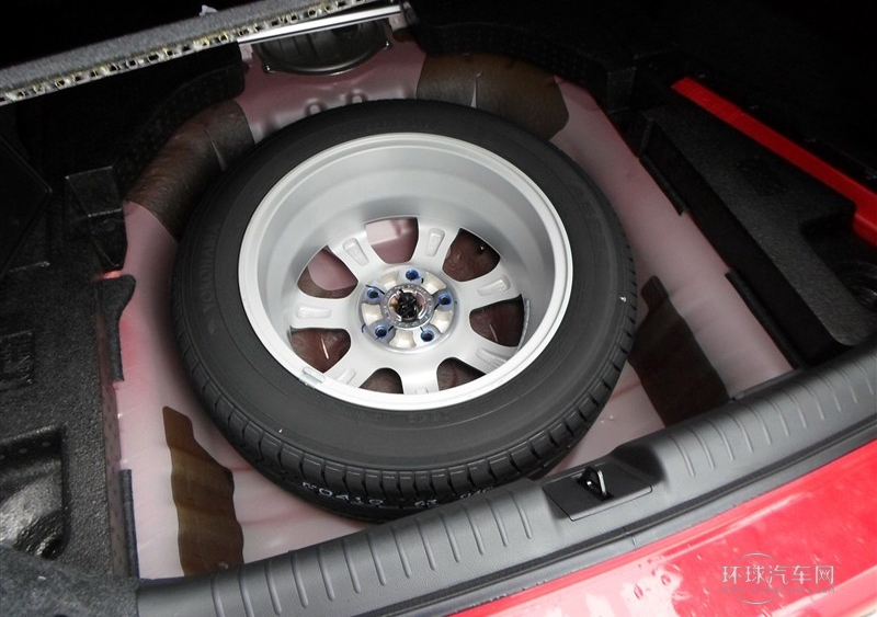 2013款 十周年紀念 1.8L 手動舒適版