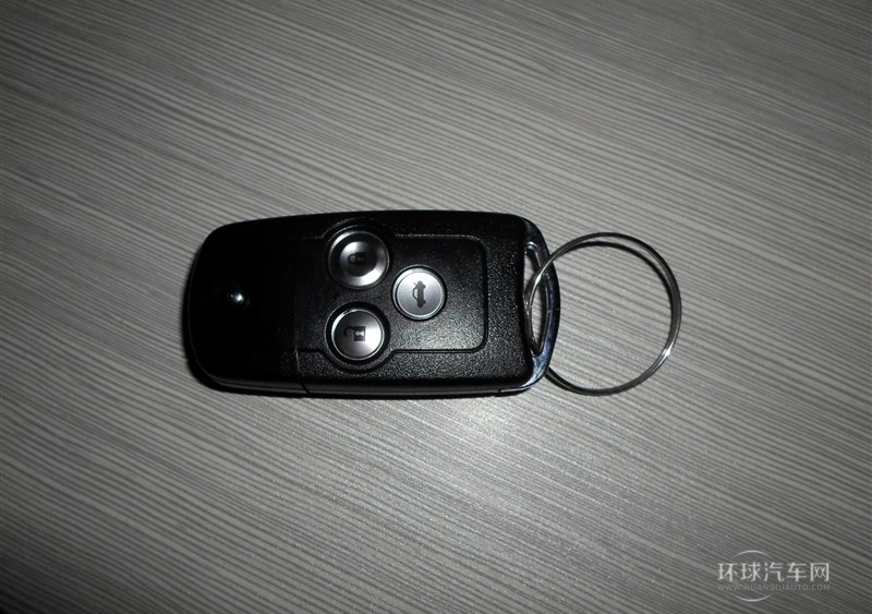 2013款 十周年紀(jì)念 1.8L 手動(dòng)舒適版