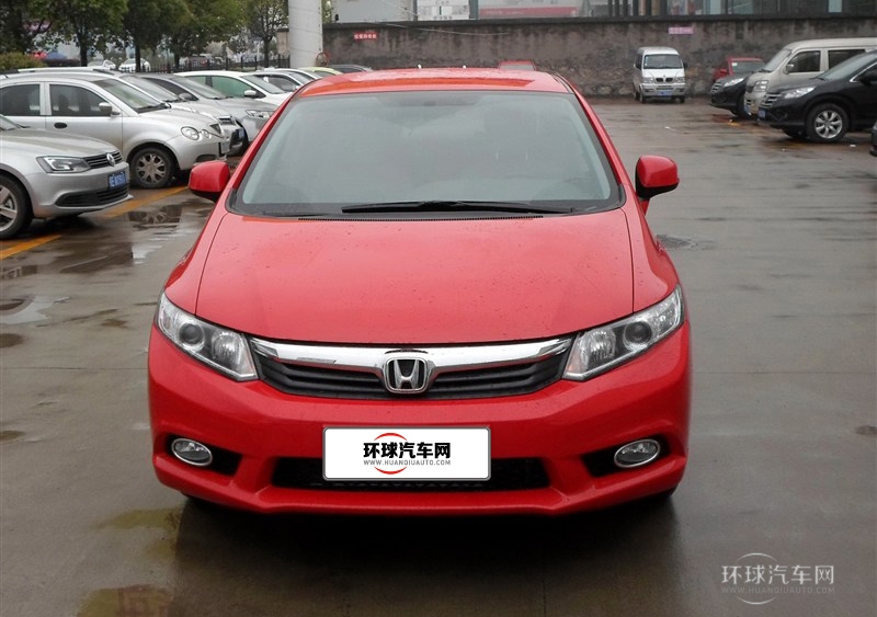 2013款 十周年紀念 1.8L 手動舒適版