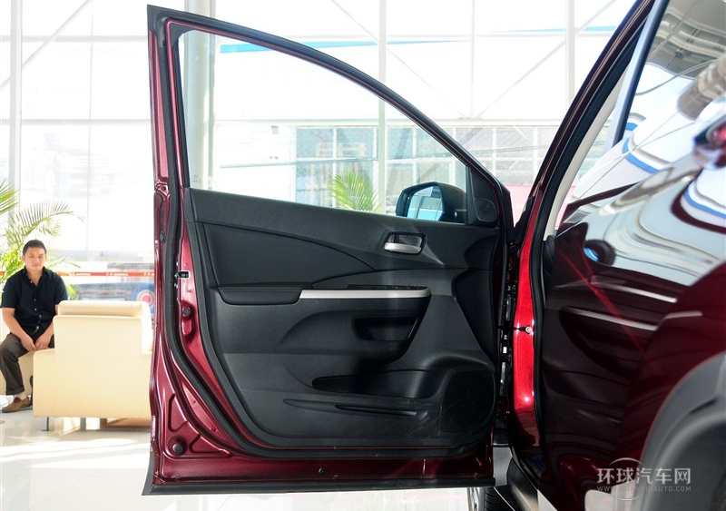 2012款 2.4L 四驅(qū)尊貴版