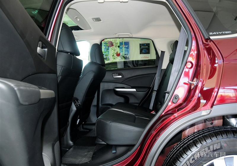 2012款 2.4L 四驅(qū)尊貴版