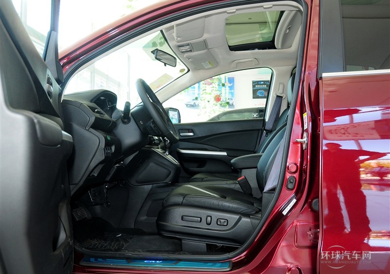 2012款 2.4L 四驅尊貴版