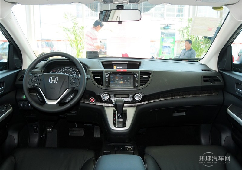 2012款 2.4L 四驅尊貴版