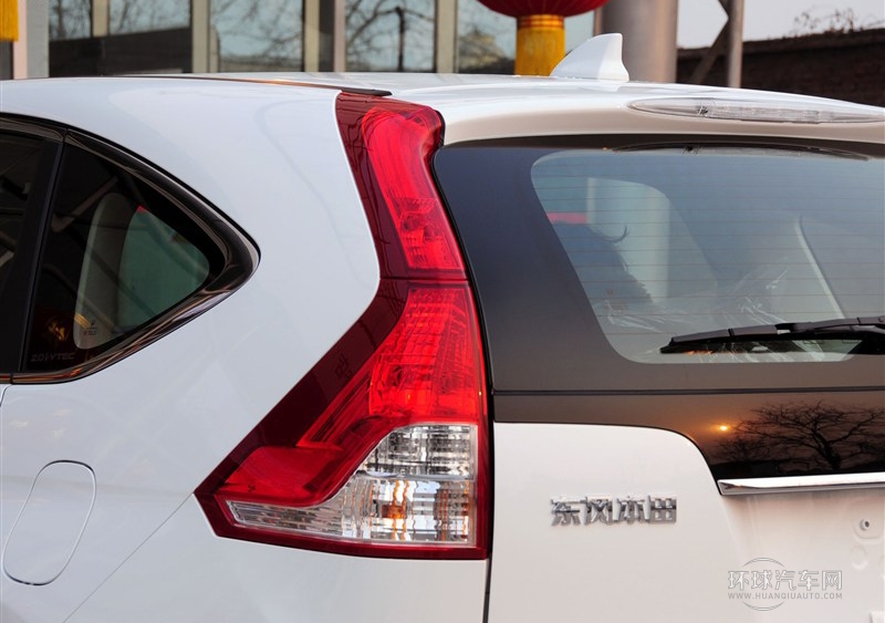 2012款 2.0L 兩驅都市版