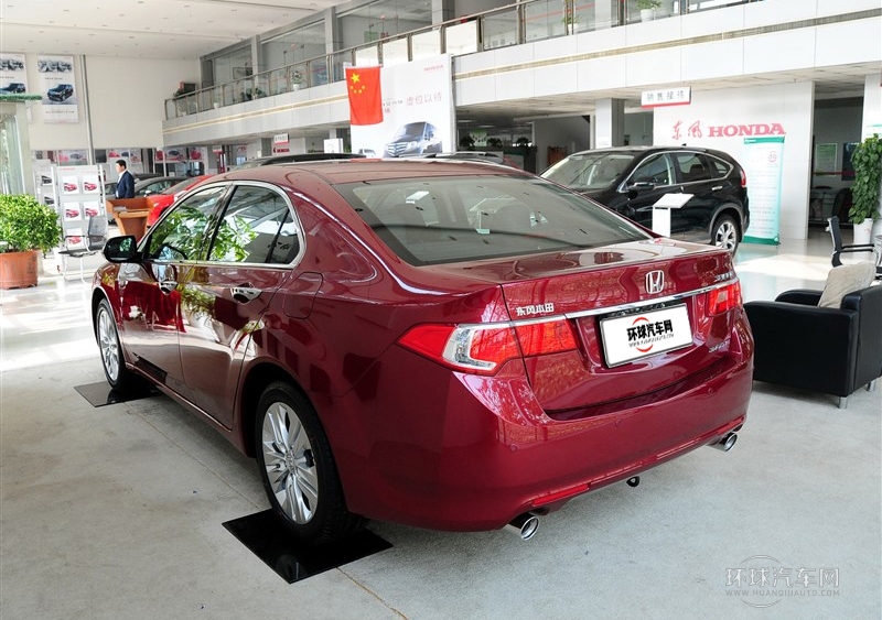 2013款 2.4L 豪華版