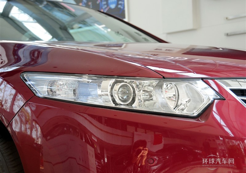 2013款 2.4L 豪華版