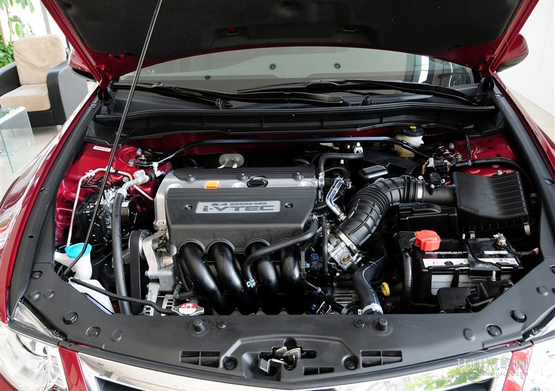 2013款 2.4L 豪華版