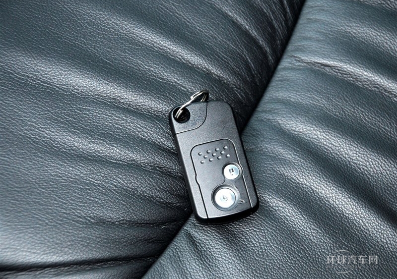 2014款 2.4L 明鑒領秀版