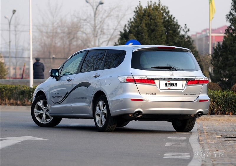 2014款 2.4L 明鑒領秀版