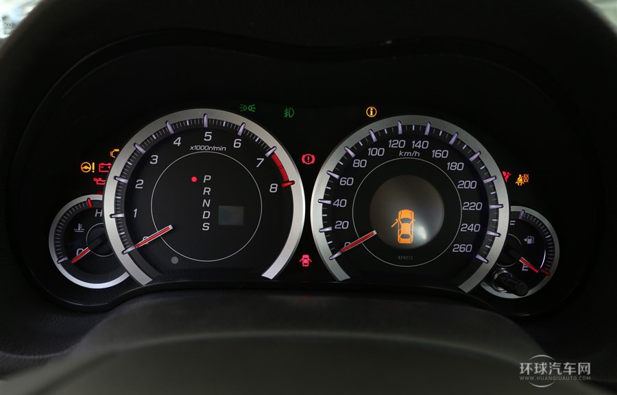 2013款 2.0L 尊貴版