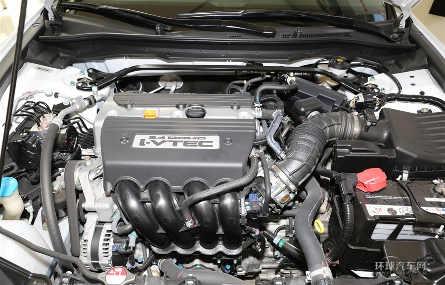 2013款 2.0L 尊貴版