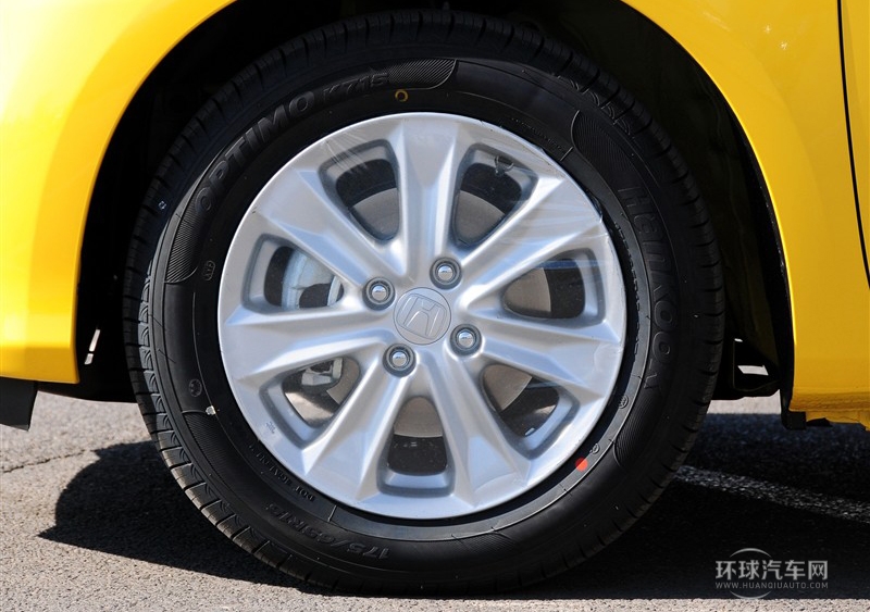 2011款 1.5L 自動(dòng)豪華版