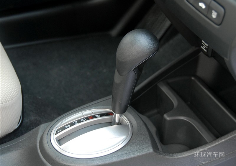 2011款 1.5L 自動豪華版