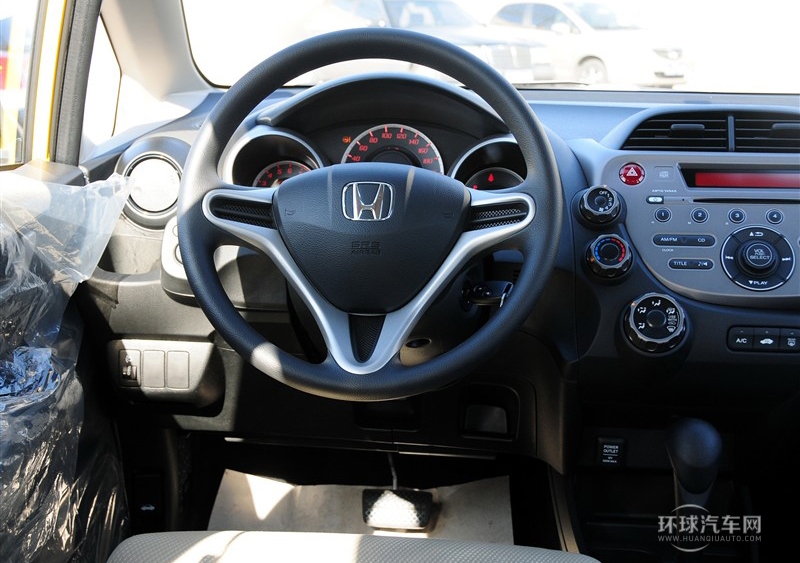 2011款 1.5L 自動豪華版