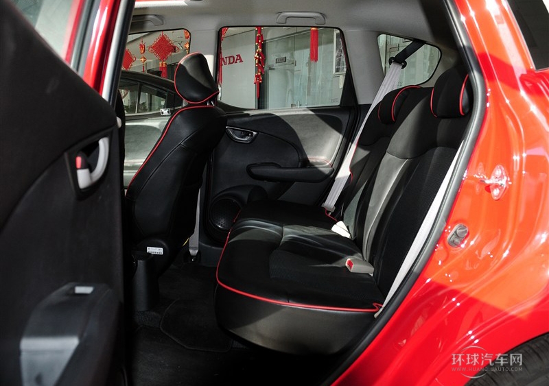 2011款 1.5L 手動豪華版