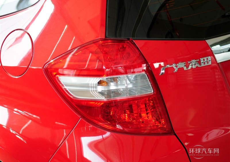 2011款 1.5L 手動豪華版