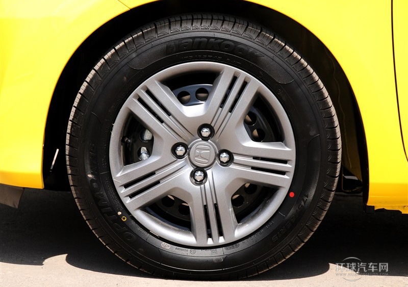 2011款 1.3L 自動(dòng)舒適版